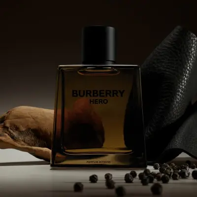 Burberry Hero Parfum Intense 100 ml - 2