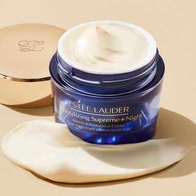 Estee Lauder Revitalizing Supreme+ Night Yaşlanma Karşıtı Nemlendirici Gece Kremi 50 ml