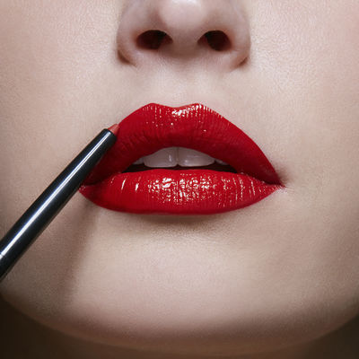 Maybelline New York Color Sensational Dudak Kalemi - 90 Brick Red - 4
