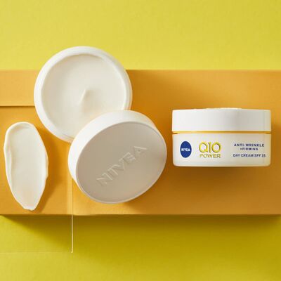 Nivea Q10 Kırışıklık Karşıtı Power Sıkılaştırıcı Spf 15 Gündüz Bakım Kremi 50 ml - 2